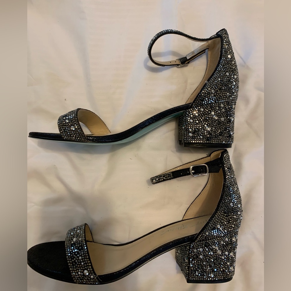 Betsey Johnson size 10 evening sandals. - Picture 7 of 9